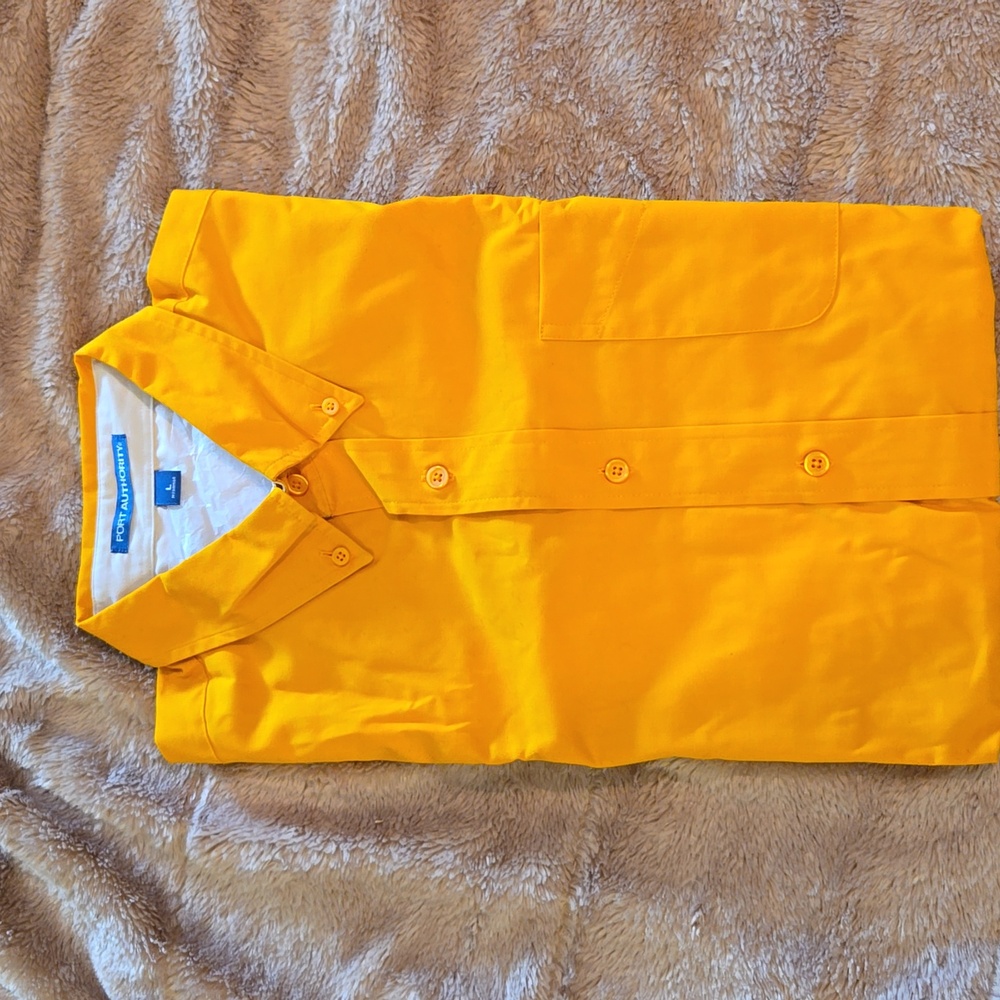 NWOT Gold Men's Port Authority Dress Shirt 👔